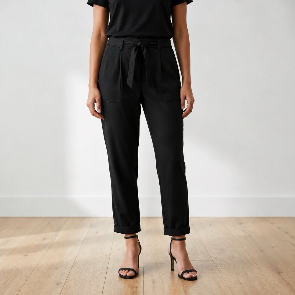 Banana Republic Black Tapered Tie Waist Pants M Ankle Length Relaxed Fit Pleated